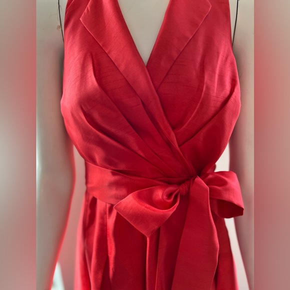 Evan Picone red satin dress size 6p - Picture 3 of 6